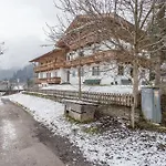 Schwüwong - 23 *